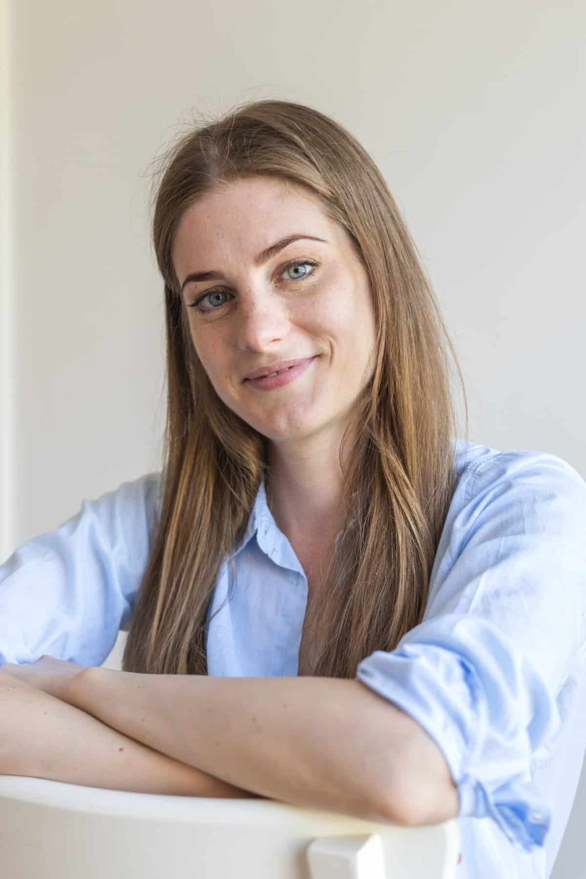 portrait-of-the-woman-2022-11-15-23-08-43-utc portrait-of-the-woman-2022-11-15-23-08-43-utc